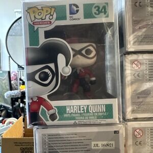 Funko Pop! Heroes: Batman - Harley Quinn Vinyl Figure #34 - Stored In Protector